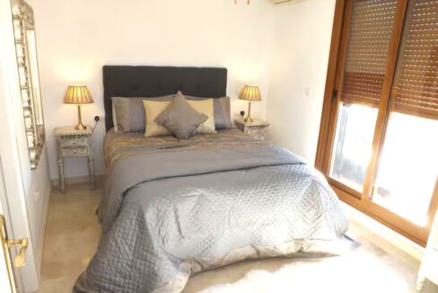 25f7c737-3bdd-4719-be65-a1f2bfac445a